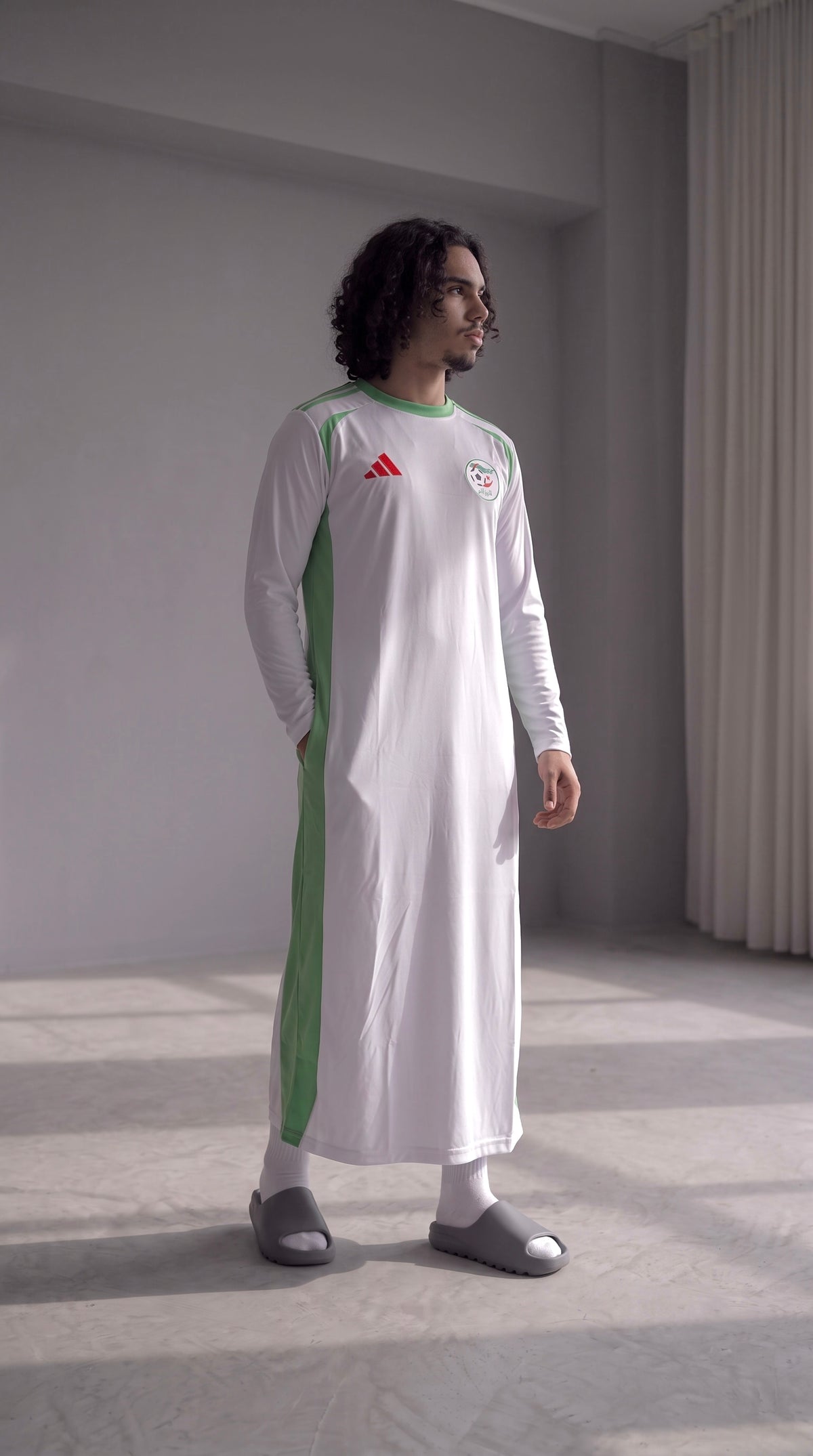Qamis Algérie